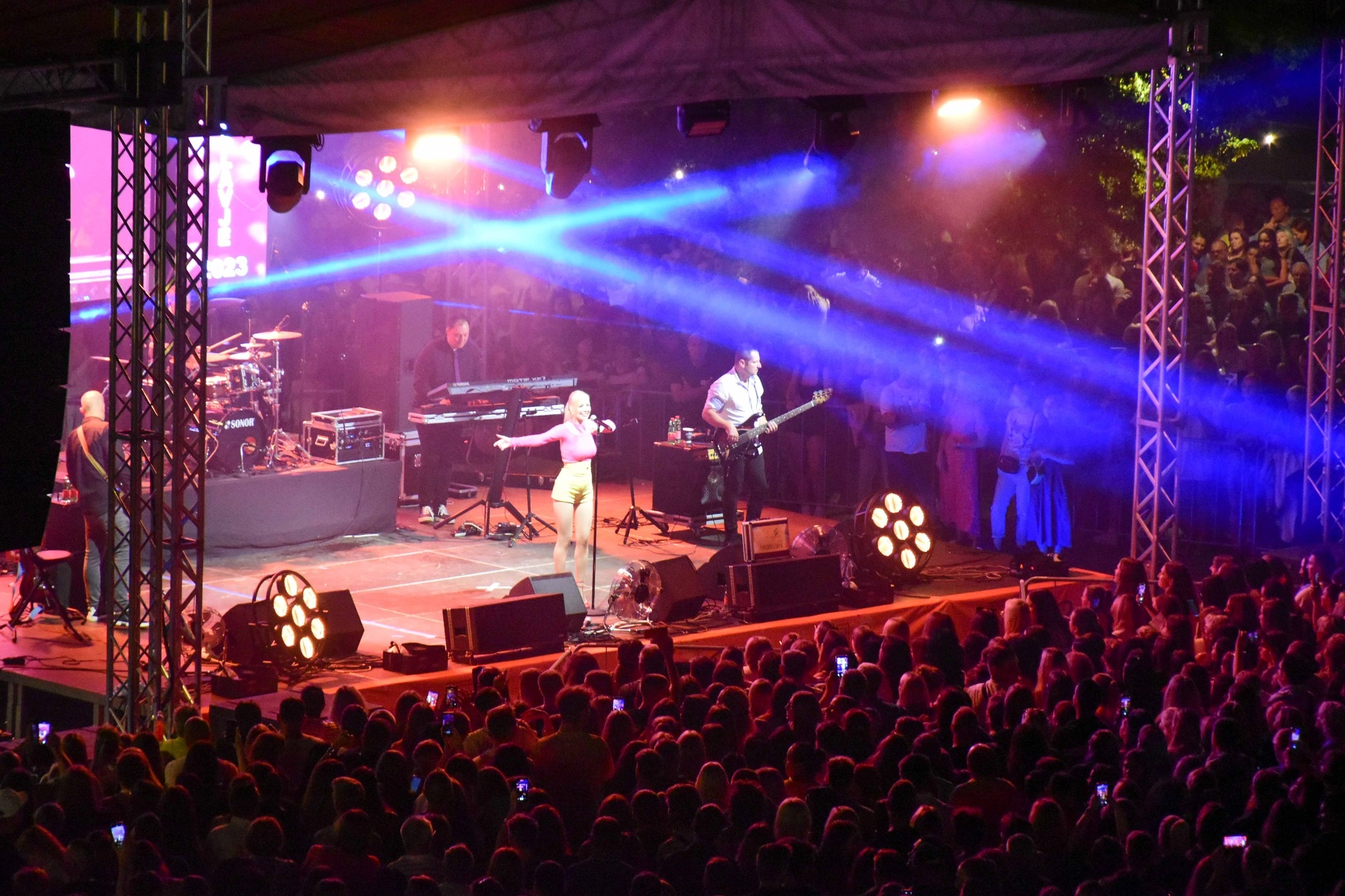 U Mostaru euforija pred koncert Jelene Rozge!